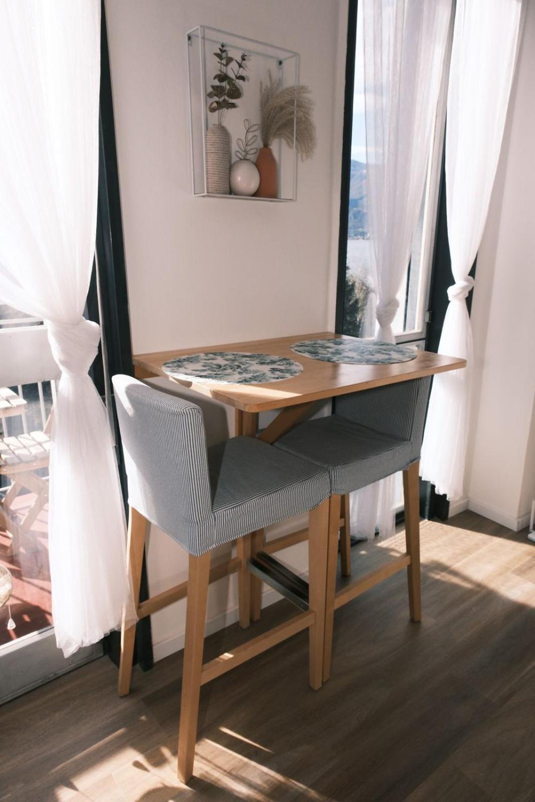 Apartment With And Montains Views Free Parking *